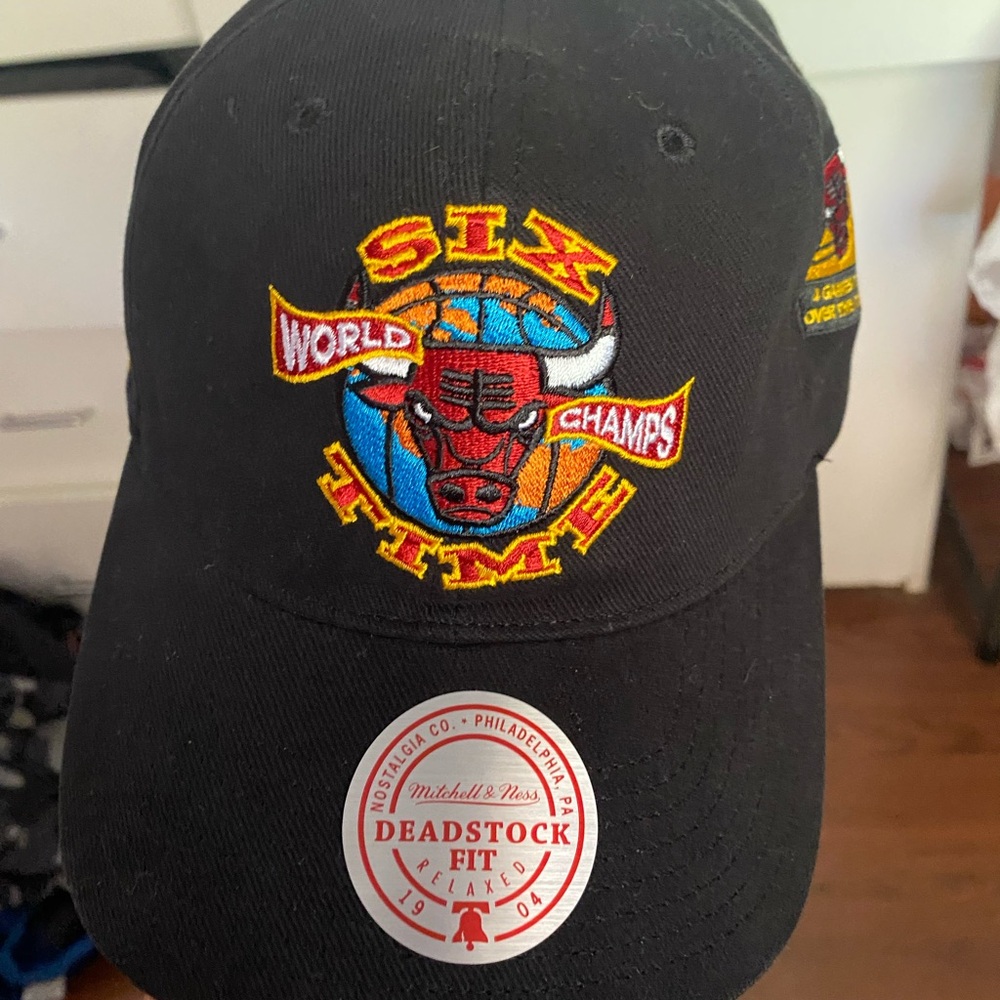 Mitchell & Ness Chicago Bulls Black Championship Cap